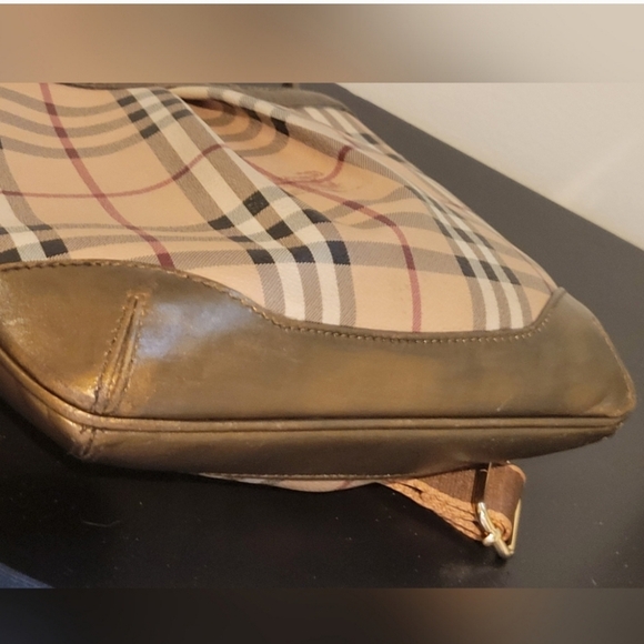 BURBERRY NOVA Check 🤎🌱🌼METALLIC bronze leather trim Bag. - Picture 4 of 12